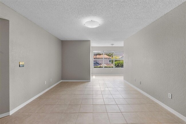 Building Photo - 5116 Conroy Rd
