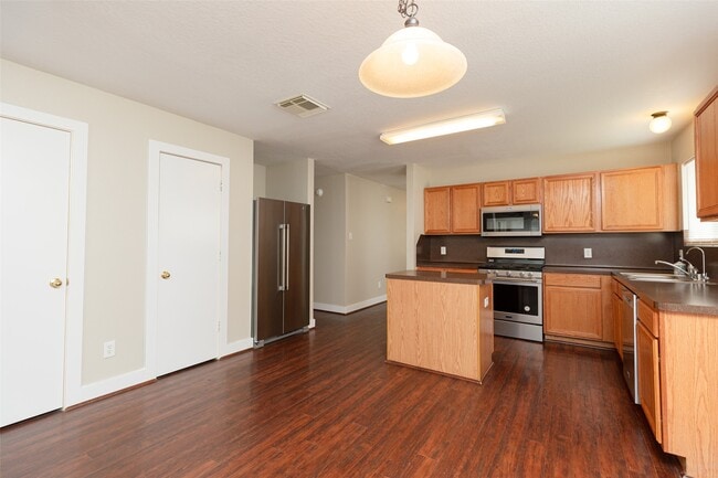 Building Photo - 19842 Hidden Shadow Ln