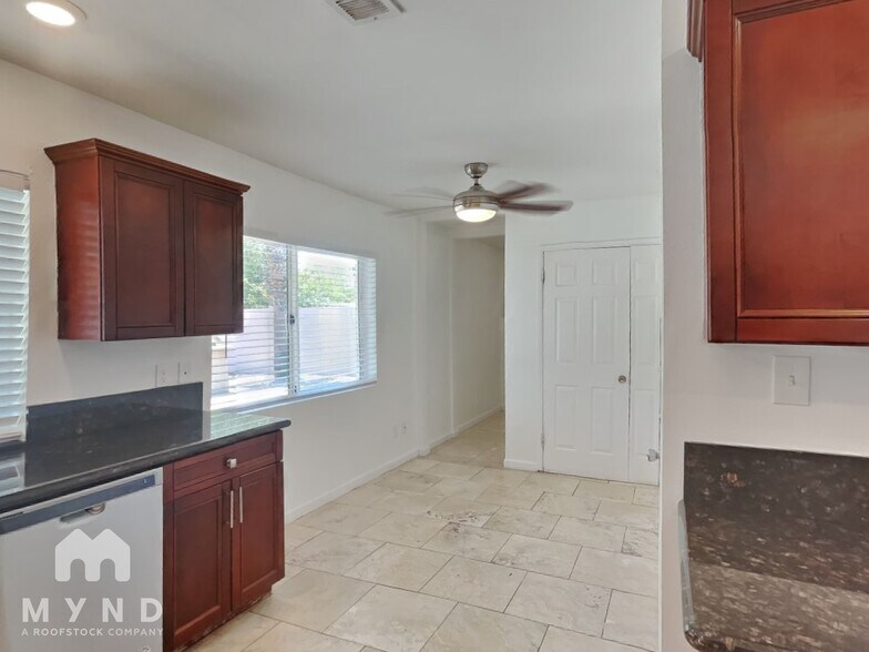 Building Photo - 6639 E Camino Santo