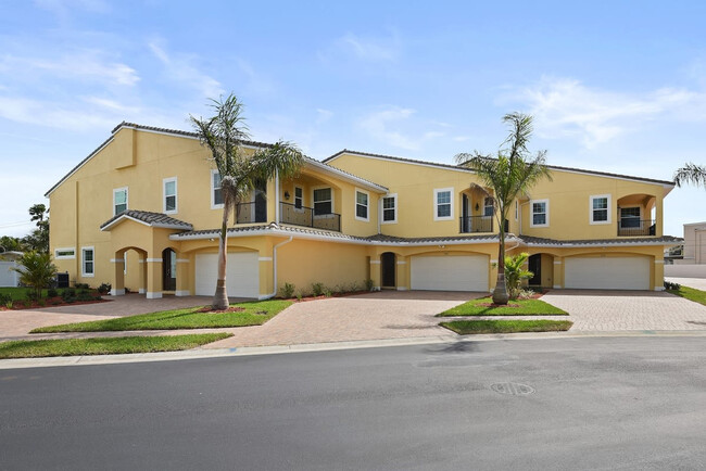 Building Photo - 132 Mediterranean Way
