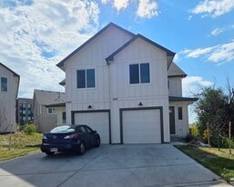 Building Photo - 1543 Tyram Grv