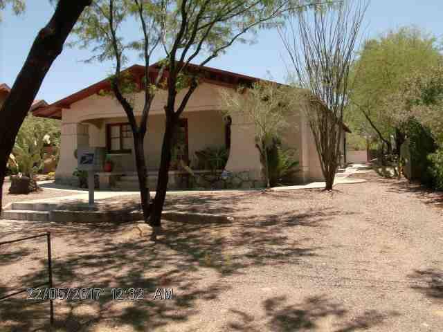 Building Photo - 638 east fist street unit 2