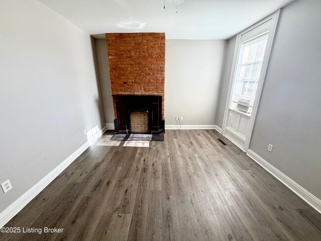 Building Photo - 2633 Alford Ave