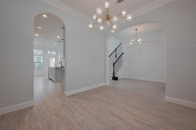 Building Photo - 155 Lindenberry Cir