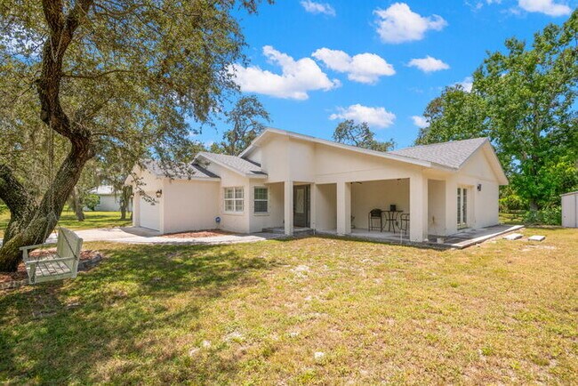 Building Photo - BEAUTIFUL Home For Rent in Lakewood Estates!