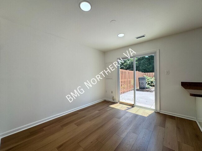 Building Photo - 8763 Bretton Woods Dr