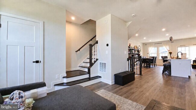 Building Photo - 14955 Mattawoman Dr