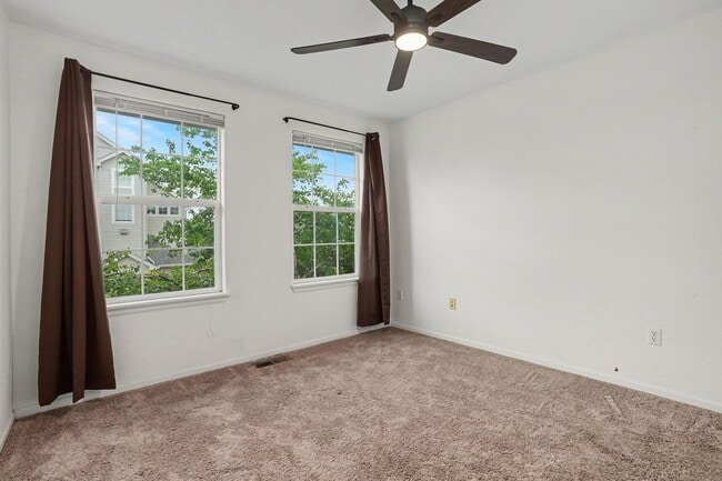 Building Photo - 1549 S Florence Way