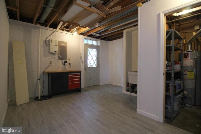 Building Photo - 6028 1st St N