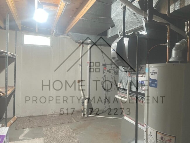 Building Photo - 5664 Woodstock Dr