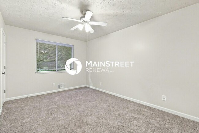 Building Photo - 3 Bedroom Pet-Friendly Home in STOCKBRIDGE, GA with Main Street Renewal