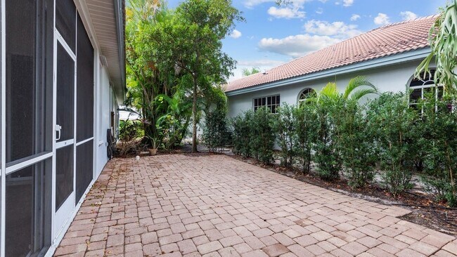 Building Photo - 11910 Seabreeze Cove Ln