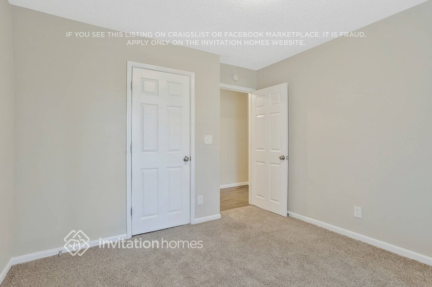Building Photo - 1020 Indian Way NW