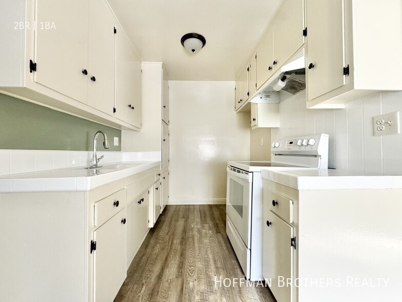 Building Photo - 6729 Cleon Ave