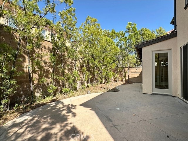 Building Photo - 77 Kimbal