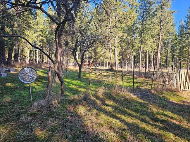 Building Photo - 66955 End Rd