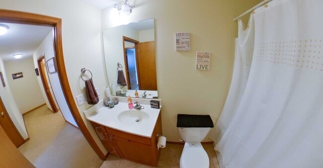 Building Photo - 3D Tour Available - Washer & Dryer + West Side of Manhattan + Lawn Care & Trash Provided! Availab...