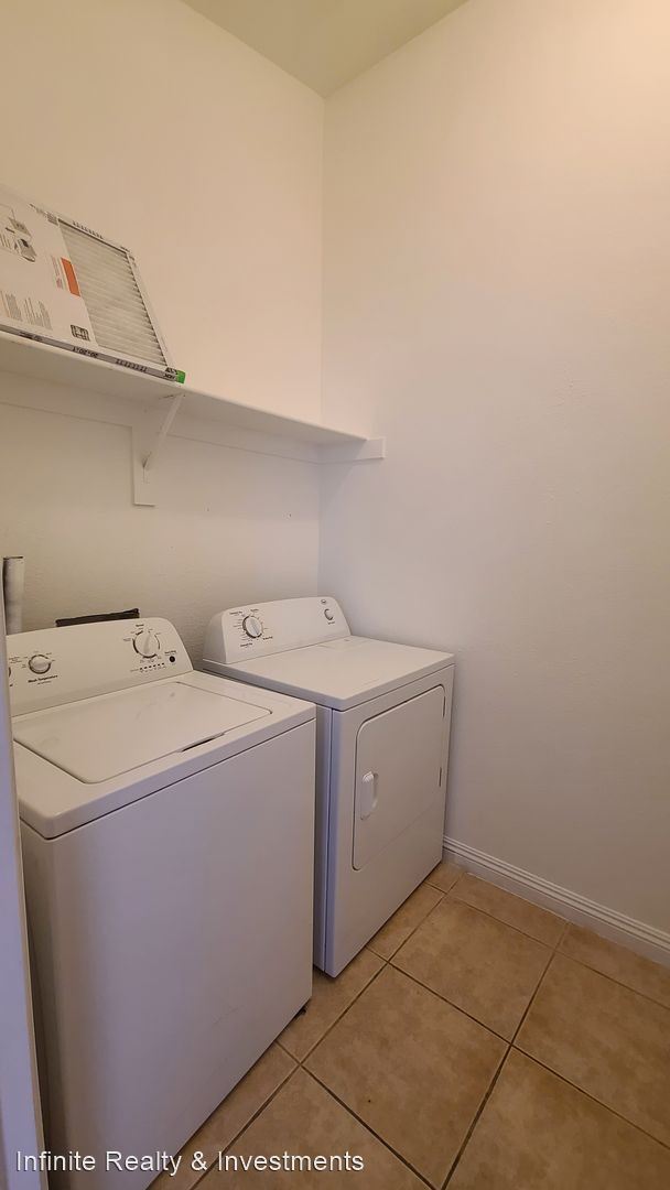 Building Photo - 4 br, 2 bath House - 5243 Rambling Road