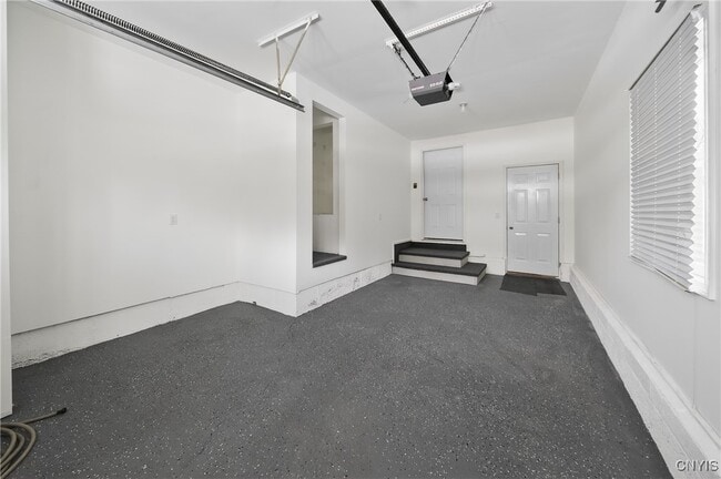 Building Photo - 101 Augusta Dr