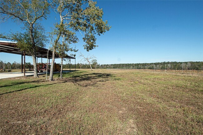 Building Photo - 1275 Castlewood Rd