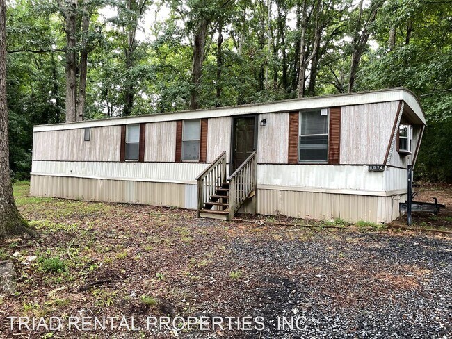 Primary Photo - 2 br, 1 bath House - 6074 SUSAN DRIVE