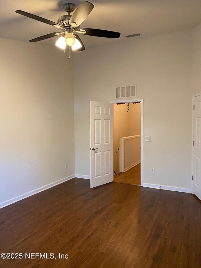 Building Photo - 4204 Crownwood Dr