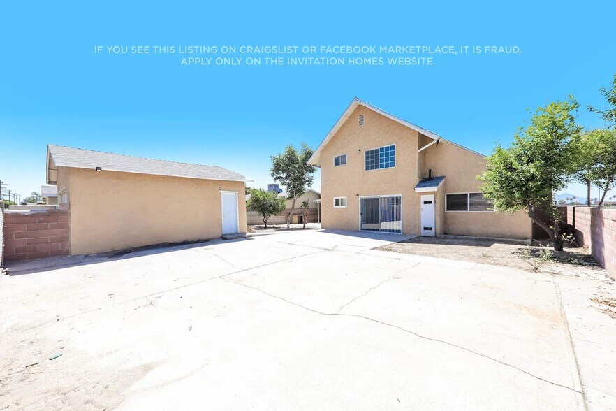 Building Photo - 16158 Randall Ave