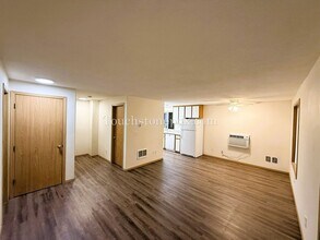 Building Photo - 409 SE 143rd Ave