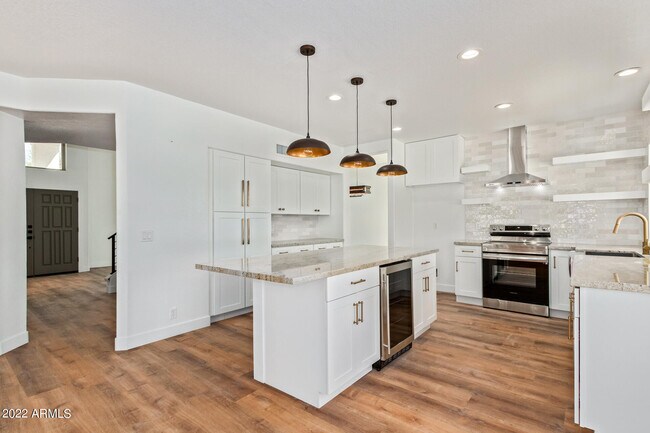 Building Photo - 16414 N 48th Way