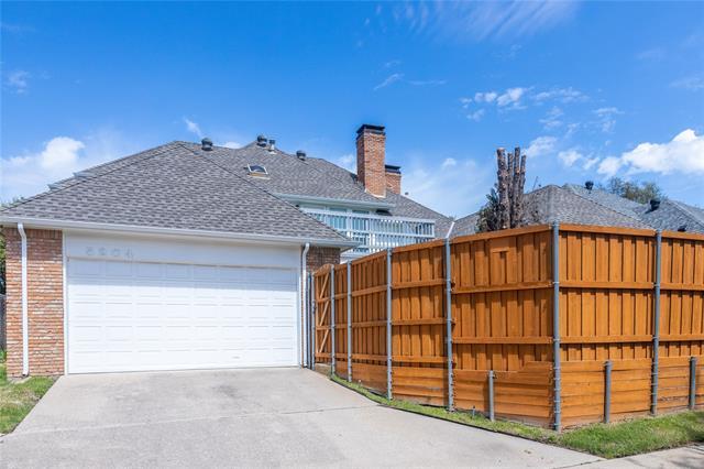 Building Photo - 5204 Streamwood Ln
