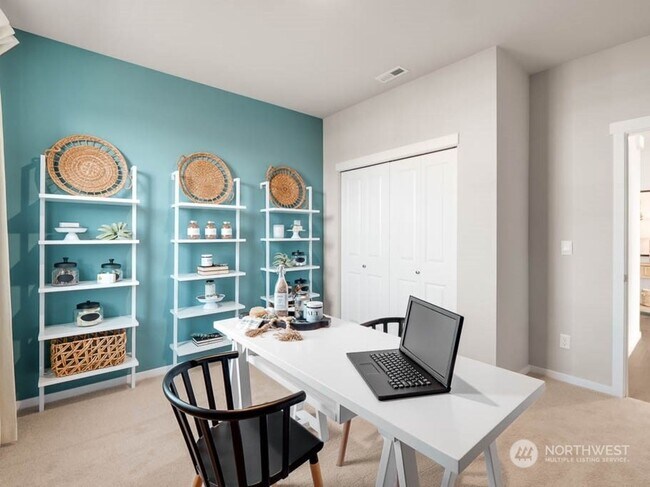 Building Photo - 18734 Lipoma Pl E