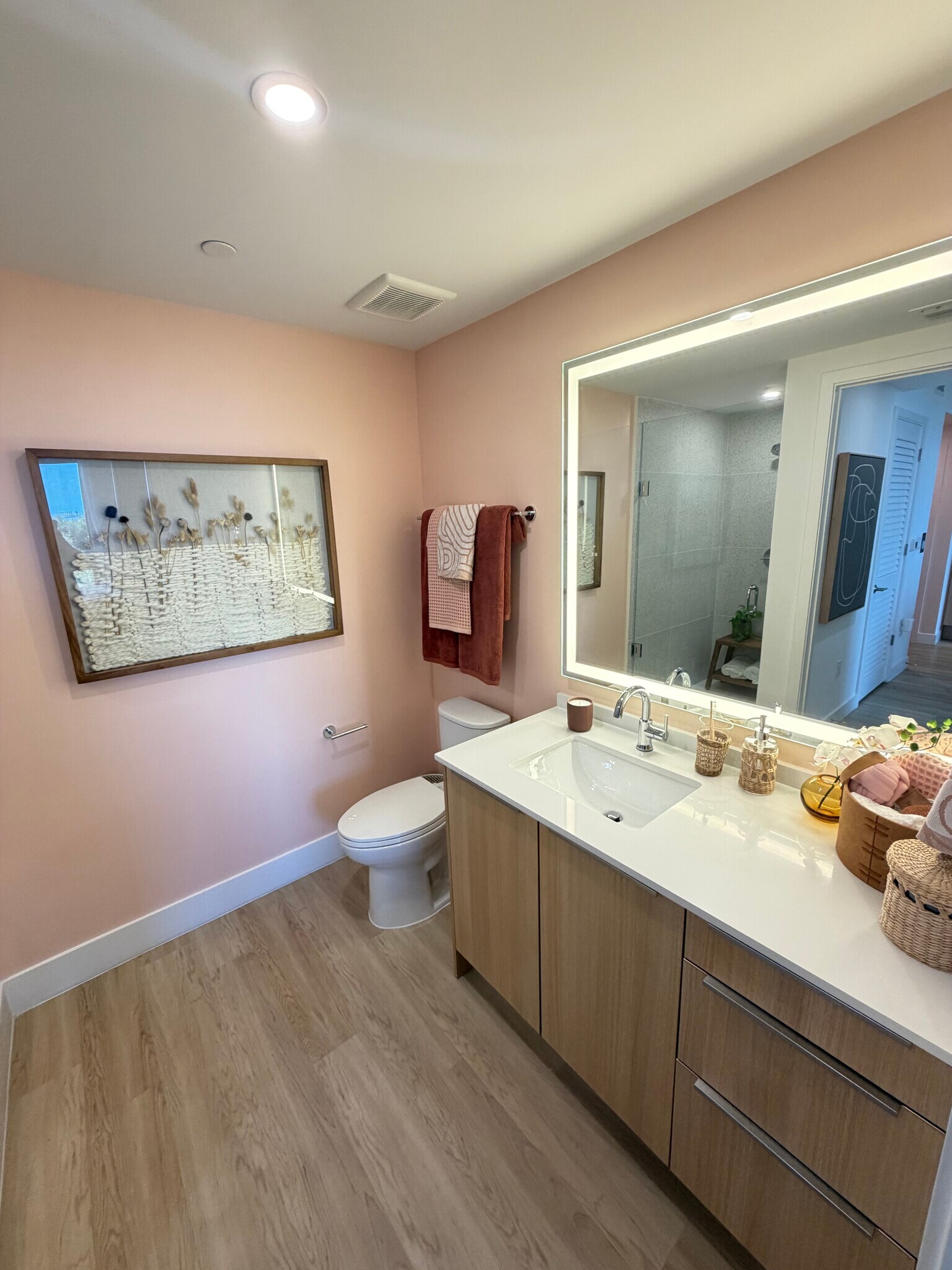 Building Photo - 342 NE 35th St