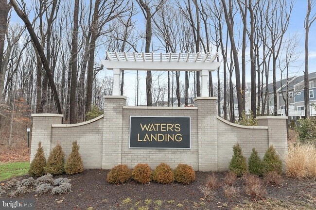 Building Photo - 304 Sweetbay Rd