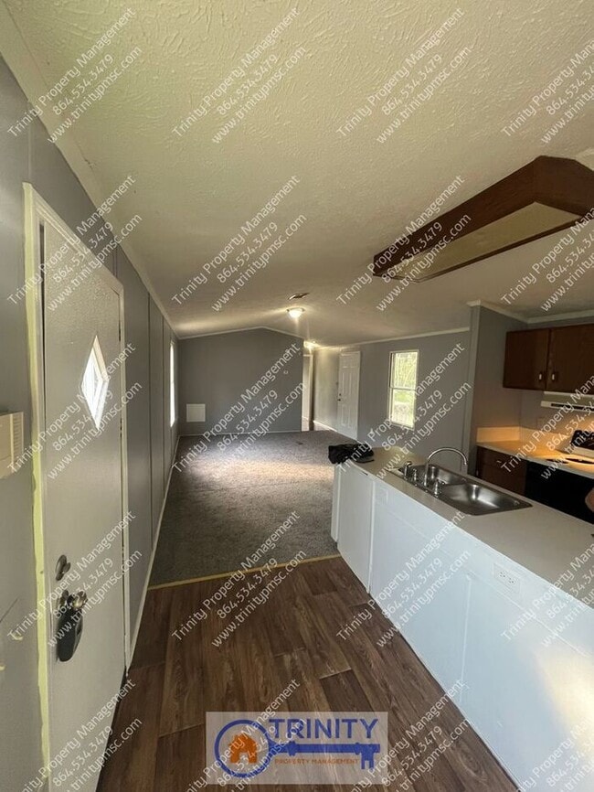 Building Photo - Ready for Move-In!