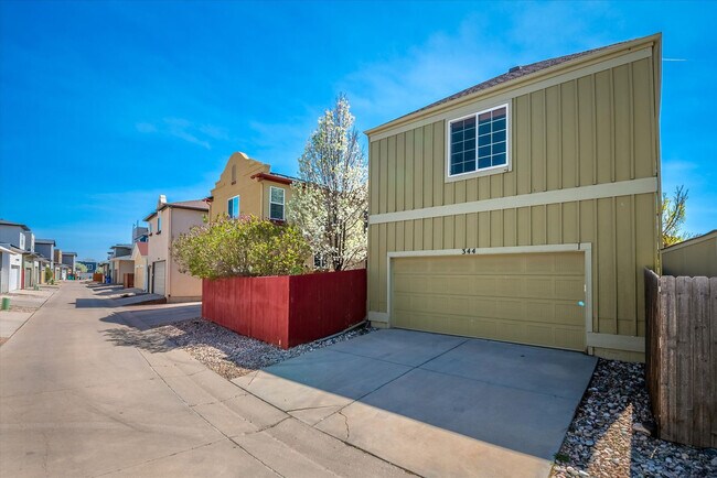 Building Photo - 344 Cajetan St