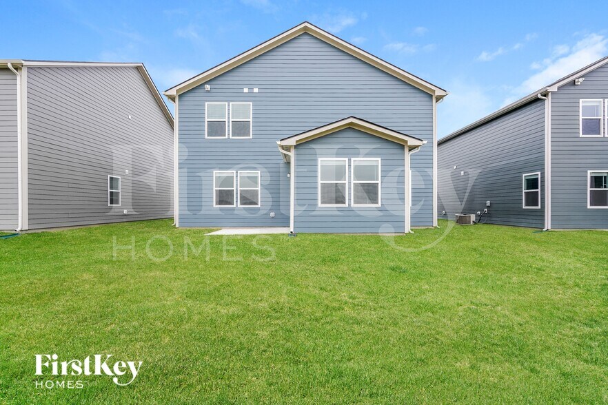 Building Photo - 2356 S Carlota Dr