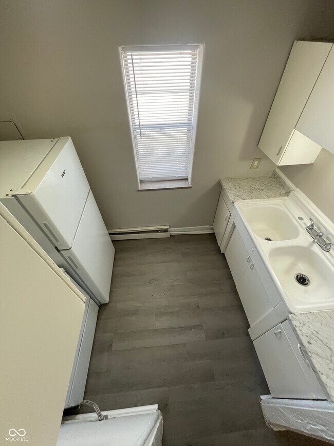 Building Photo - 4 N Butler Ave