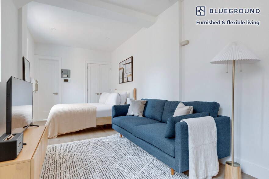 Primary Photo - 138 E 38th St