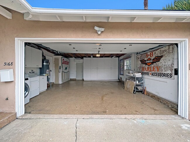 Building Photo - Beautiful 4BD/2BA House in Bay Ho W/ A/C, ...