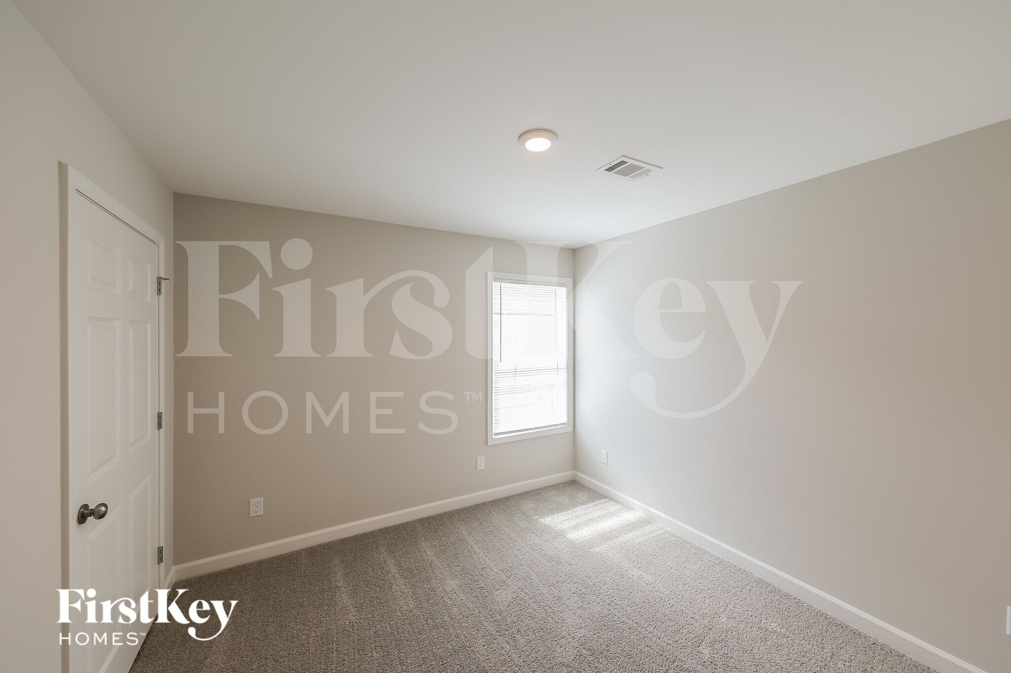 Building Photo - 6017 73rd E Pl