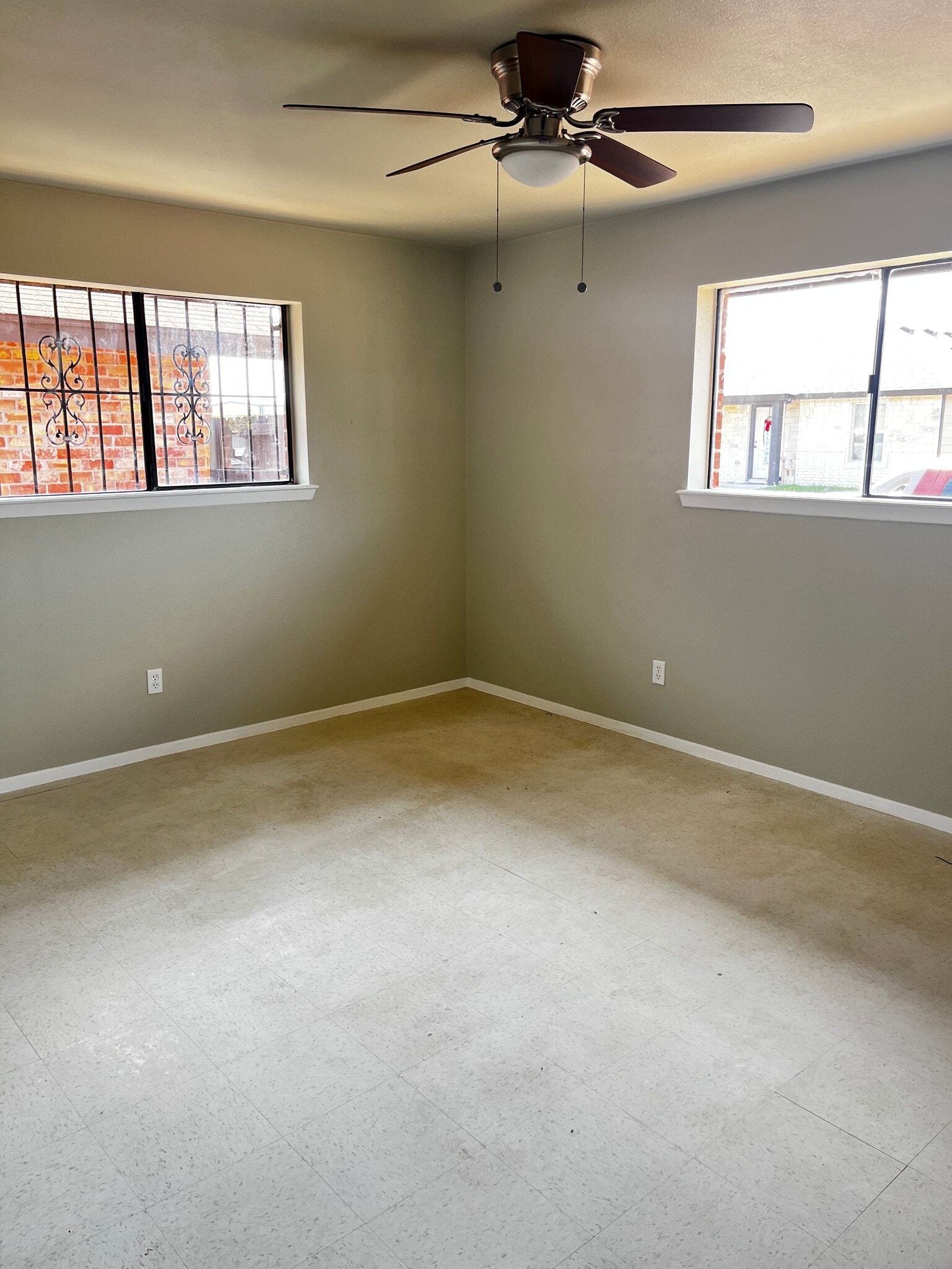 Building Photo - 1210 N Star Circle Dr