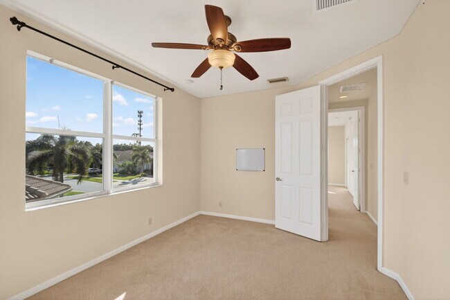 Building Photo - 6068 Pond Bluff Ct