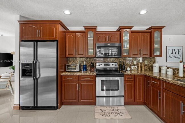 Building Photo - 4671 SW 155th Pl
