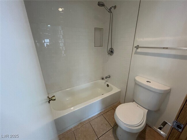 Building Photo - 4191 Gannet Cir