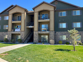 Building Photo - 203 Jordan Ridge Boulevard