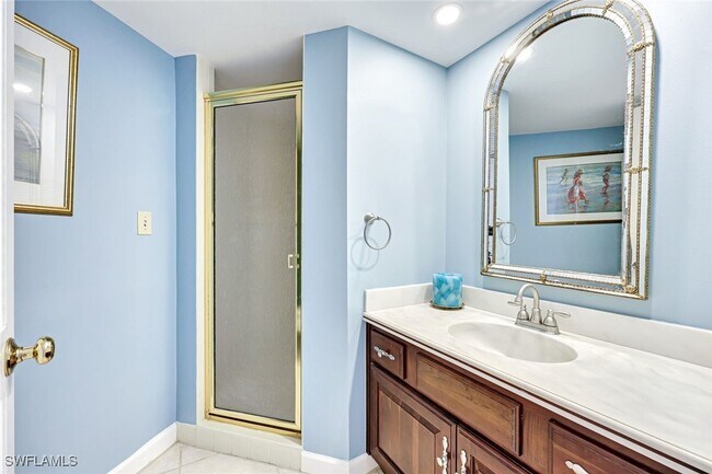 Building Photo - 4901 Gulf Shore Blvd N