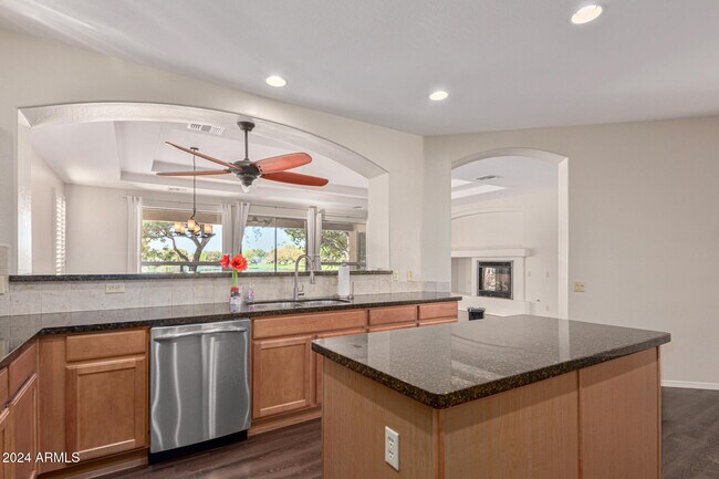 Building Photo - 24008 S Starcrest Dr