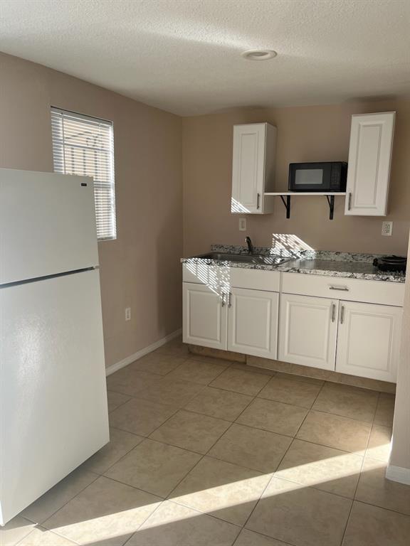 Building Photo - 9219 N 28th St