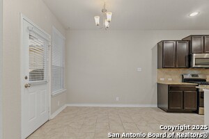 Building Photo - 611 Rose Spoonbill