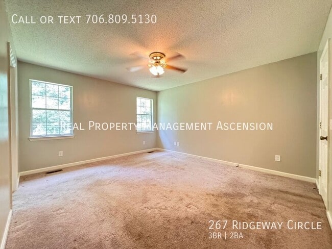 Building Photo - 267 Ridgeway Cir